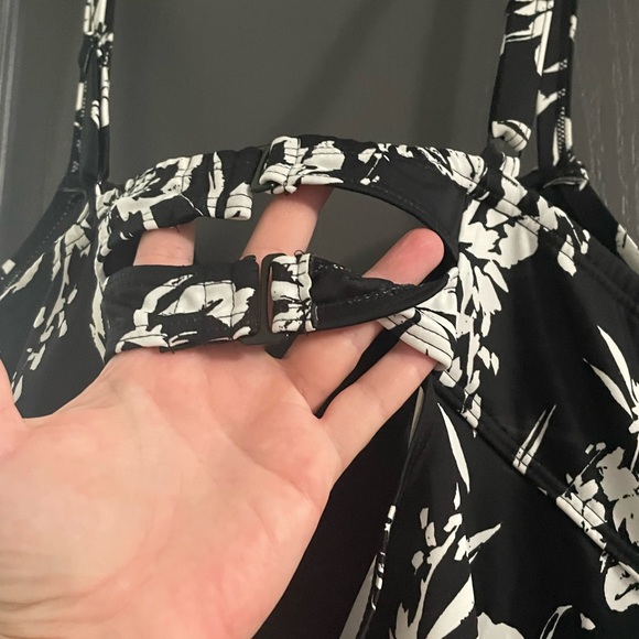 Band new with tags tankini top - Picture 3 of 3